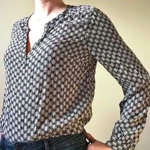 Eddie Bauer Women’s PL B&W Patterned Top 14979
